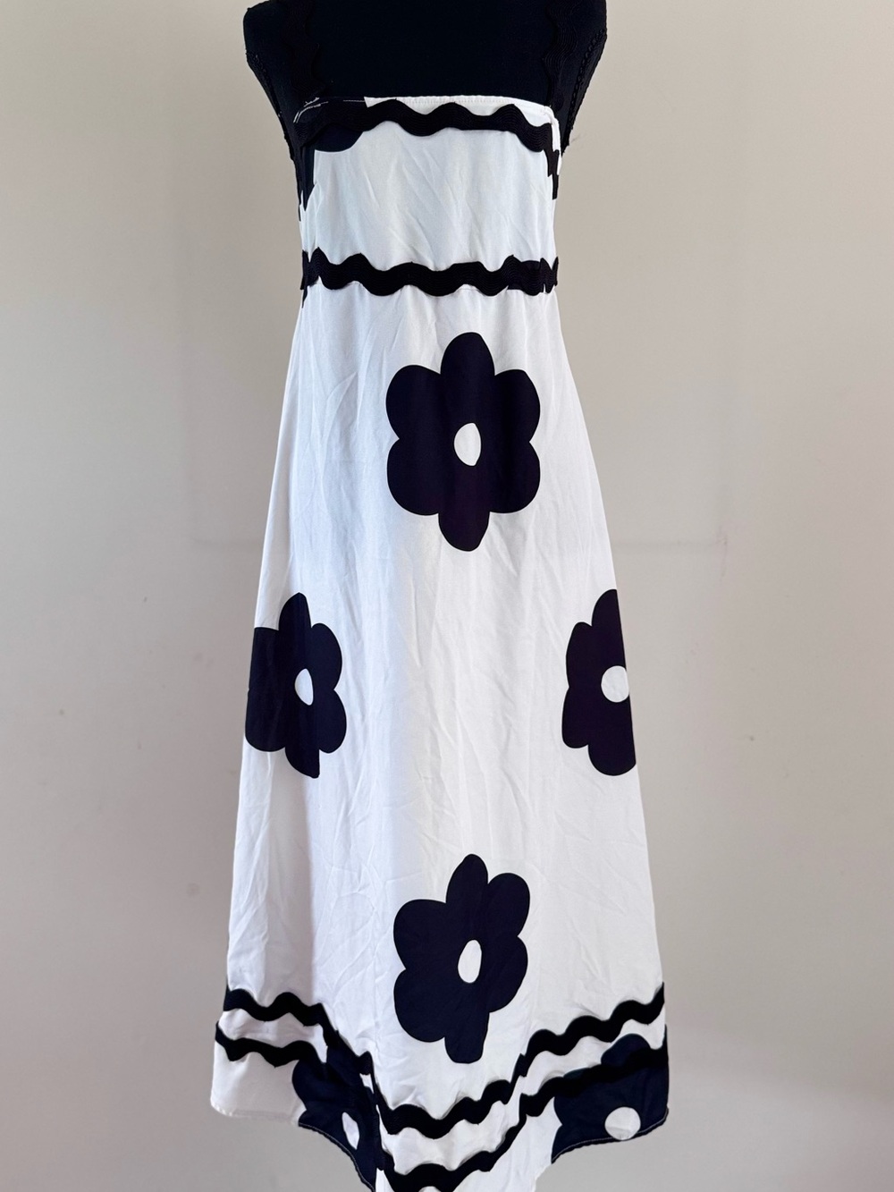 SHEIN Girls Black & White Floral Maxi Flower Dress